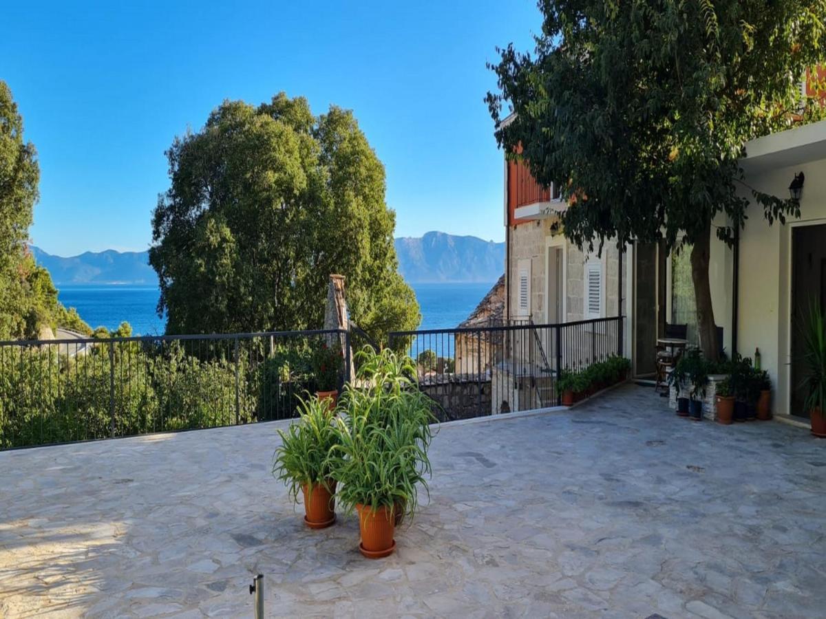 Mico Holiday home Drvenik (Split-Dalmatia)