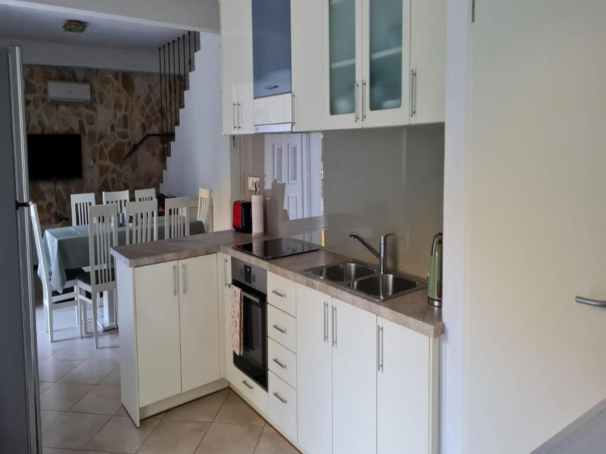 Mico Drvenik (Split-Dalmatia)